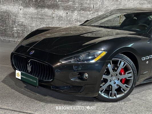 Maserati GranTurismo S 4.7 V8 440pk 2009