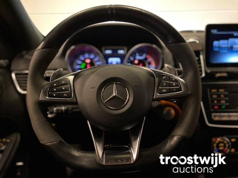 Mercedes-Benz GLE63 Coupé AMG Car