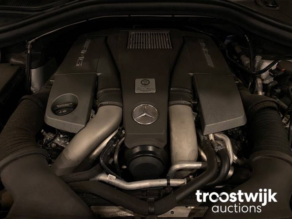 Mercedes-Benz GLE63 Coupé AMG Car