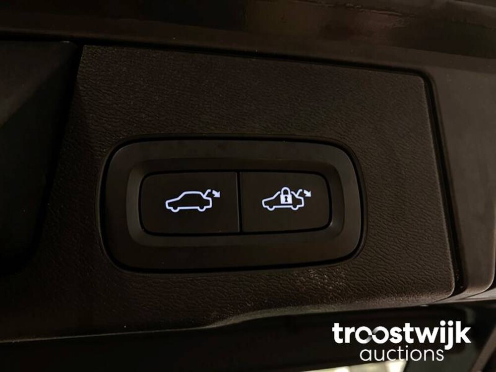 Volvo XC60 2.0 D4 Inscription Car