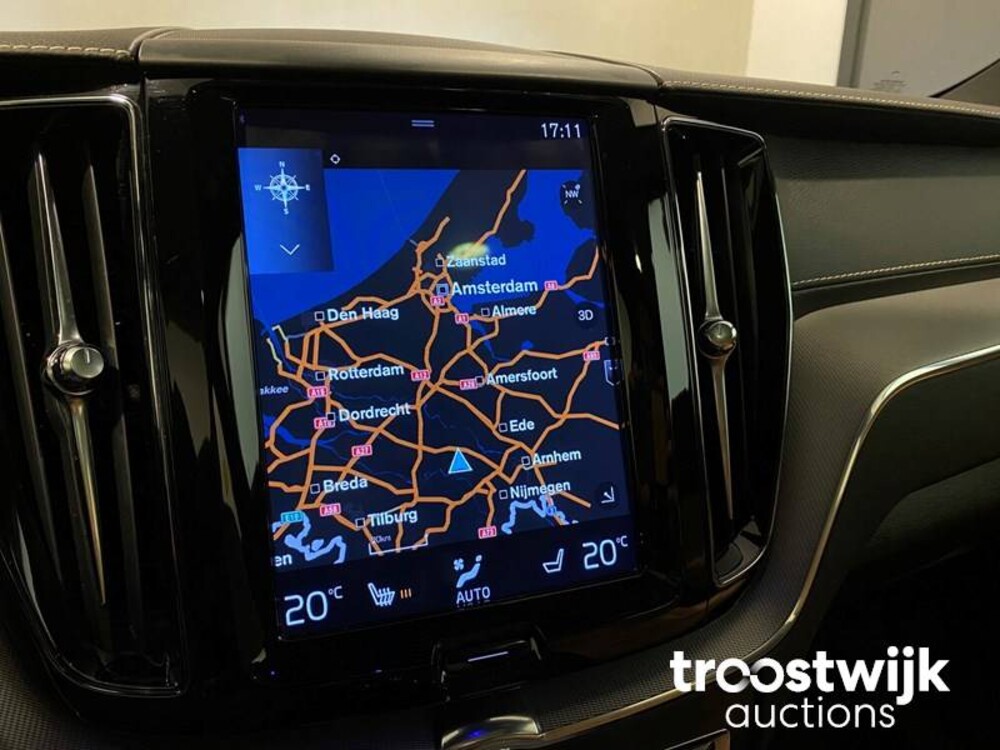 Volvo XC60 2.0 D4 Inscription Car