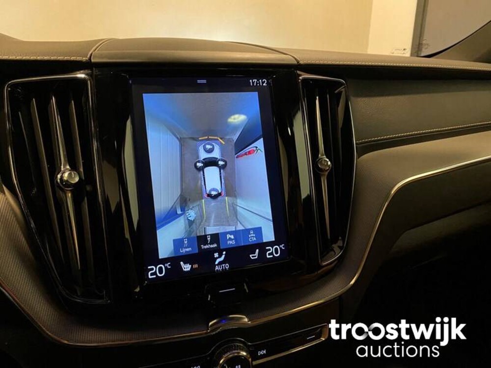 Volvo XC60 2.0 D4 Inscription Car