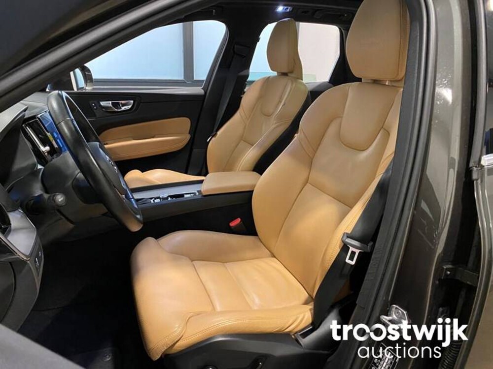 Volvo XC60 2.0 D4 Inscription Car