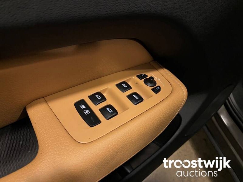 Volvo XC60 2.0 D4 Inscription Car