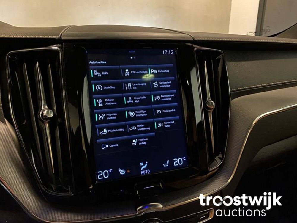 Volvo XC60 2.0 D4 Inscription Car