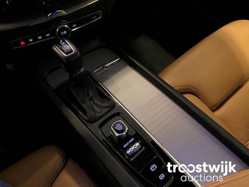 Volvo XC60 2.0 D4 Inscription Car