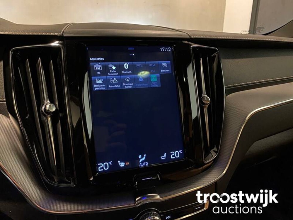 Volvo XC60 2.0 D4 Inscription Car