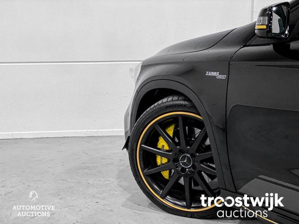 Mercedes-Benz GLA45 AMG 4Matic Yellow Night Edition Car