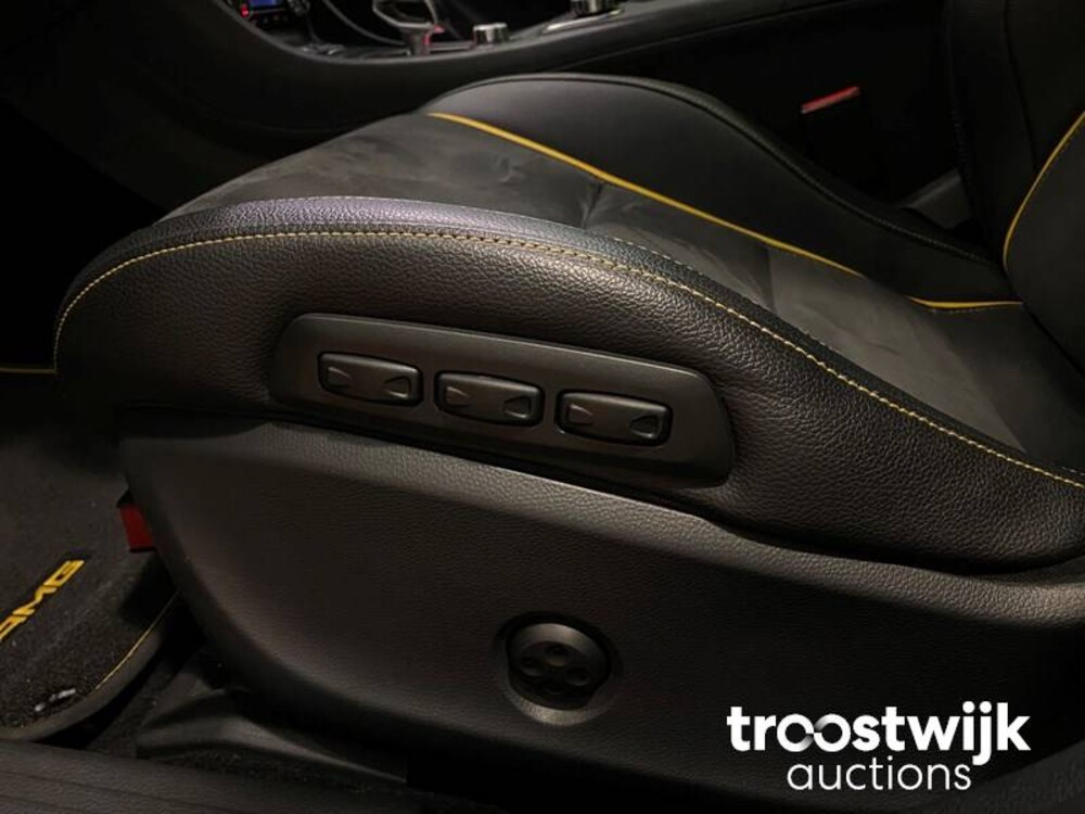 Mercedes-Benz GLA45 AMG 4Matic Yellow Night Edition Car