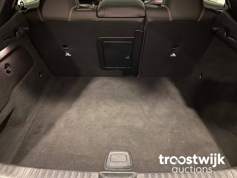 Mercedes-Benz GLA45 AMG 4Matic Yellow Night Edition Car