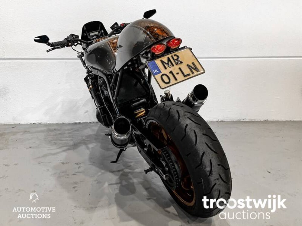 Suzuki GSX R 1100 Sport  Motorcycle