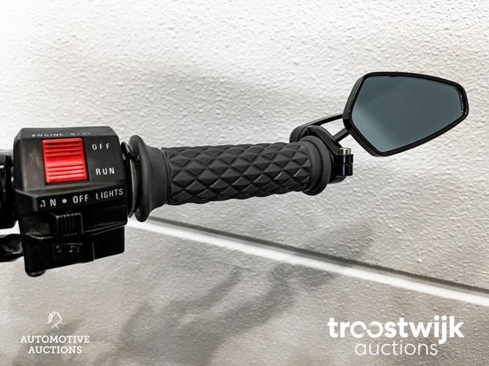 Suzuki GSX R 1100 Sport  Motorcycle