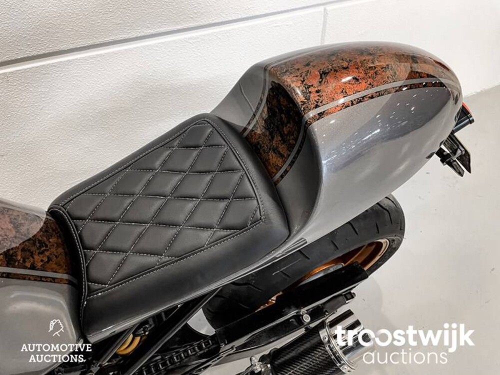 Suzuki GSX R 1100 Sport  Motorcycle