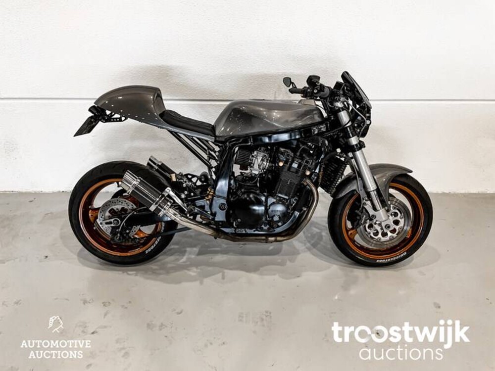 Suzuki GSX R 1100 Sport  Motorcycle