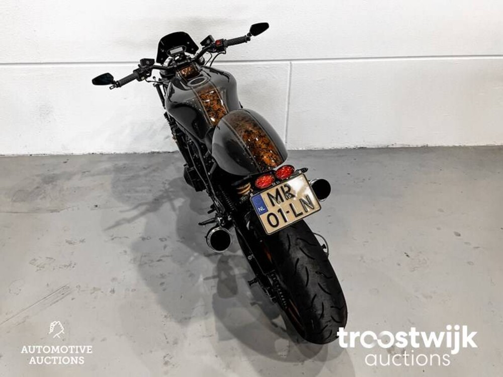 Suzuki GSX R 1100 Sport  Motorcycle