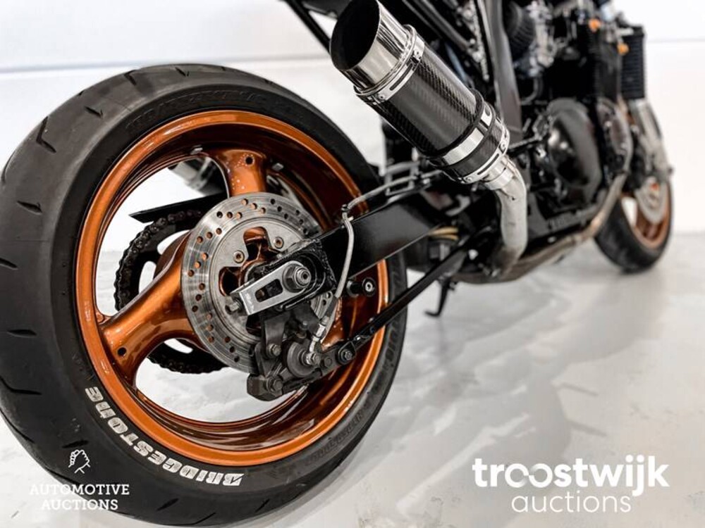 Suzuki GSX R 1100 Sport  Motorcycle