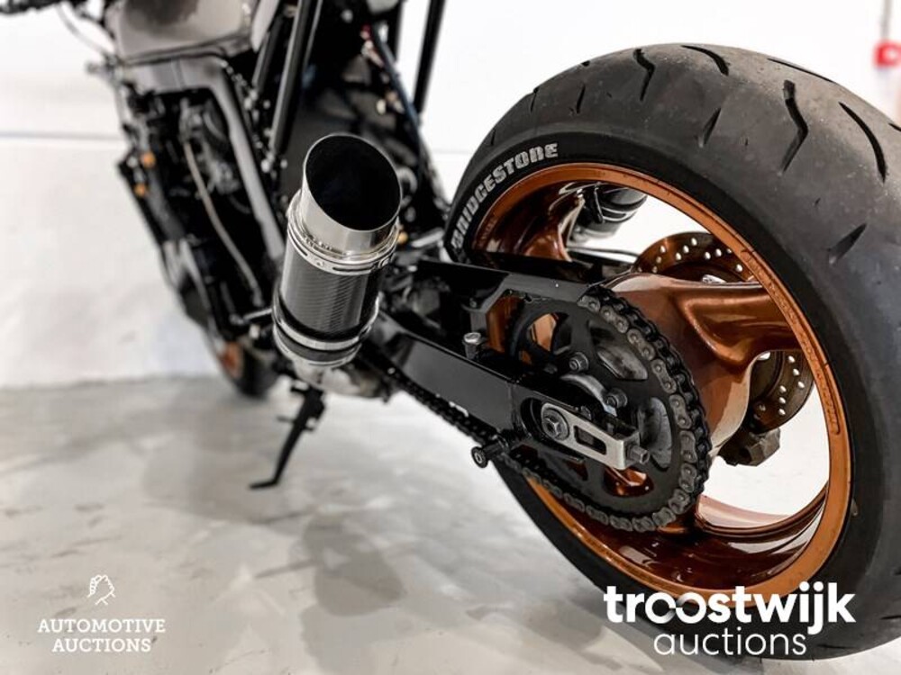 Suzuki GSX R 1100 Sport  Motorcycle