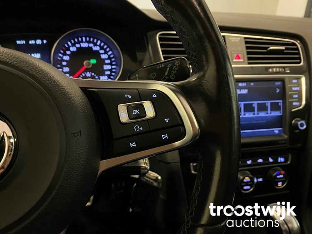 Volkswagen Golf GTE 1.4 TSI Car