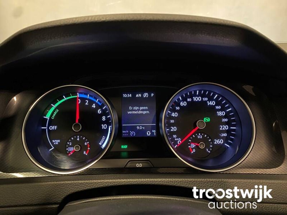 Volkswagen Golf GTE 1.4 TSI Car