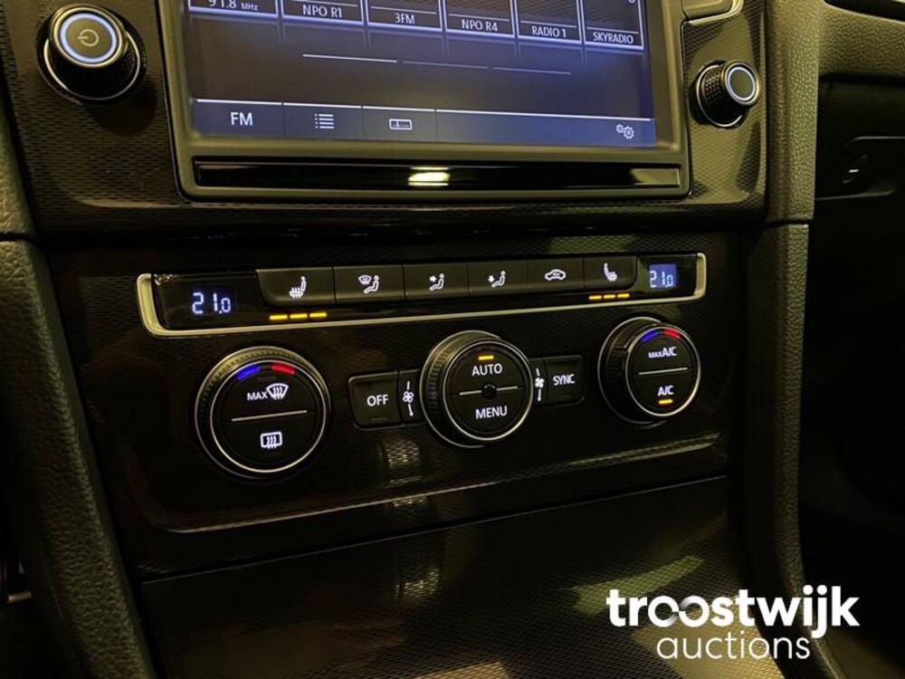 Volkswagen Golf GTE 1.4 TSI Car