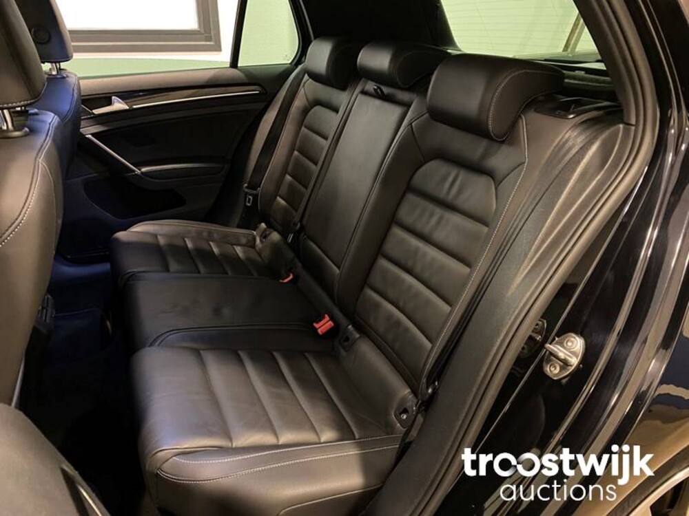 Volkswagen Golf GTE 1.4 TSI Car