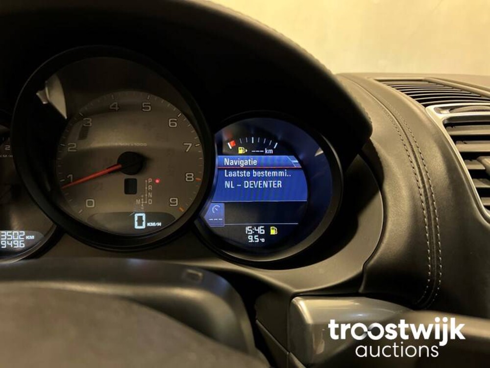 Porsche Boxster S 3.4 PDK Car