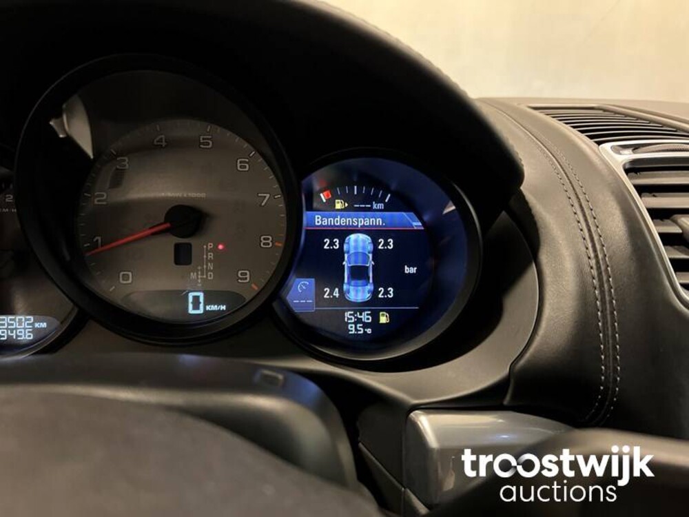 Porsche Boxster S 3.4 PDK Car