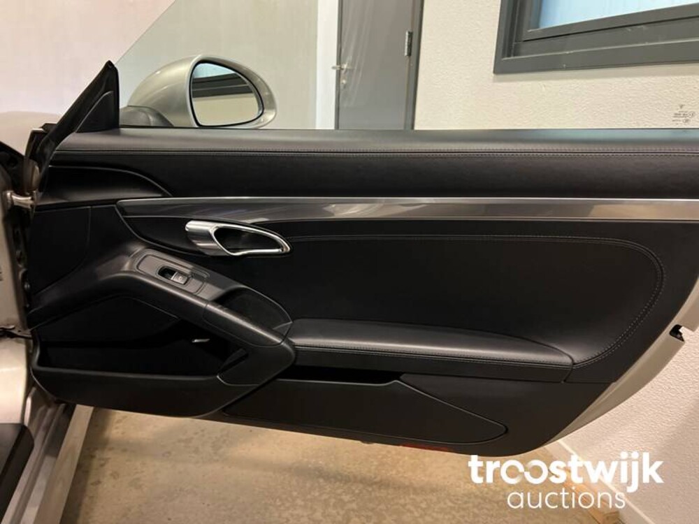 Porsche Boxster S 3.4 PDK Car