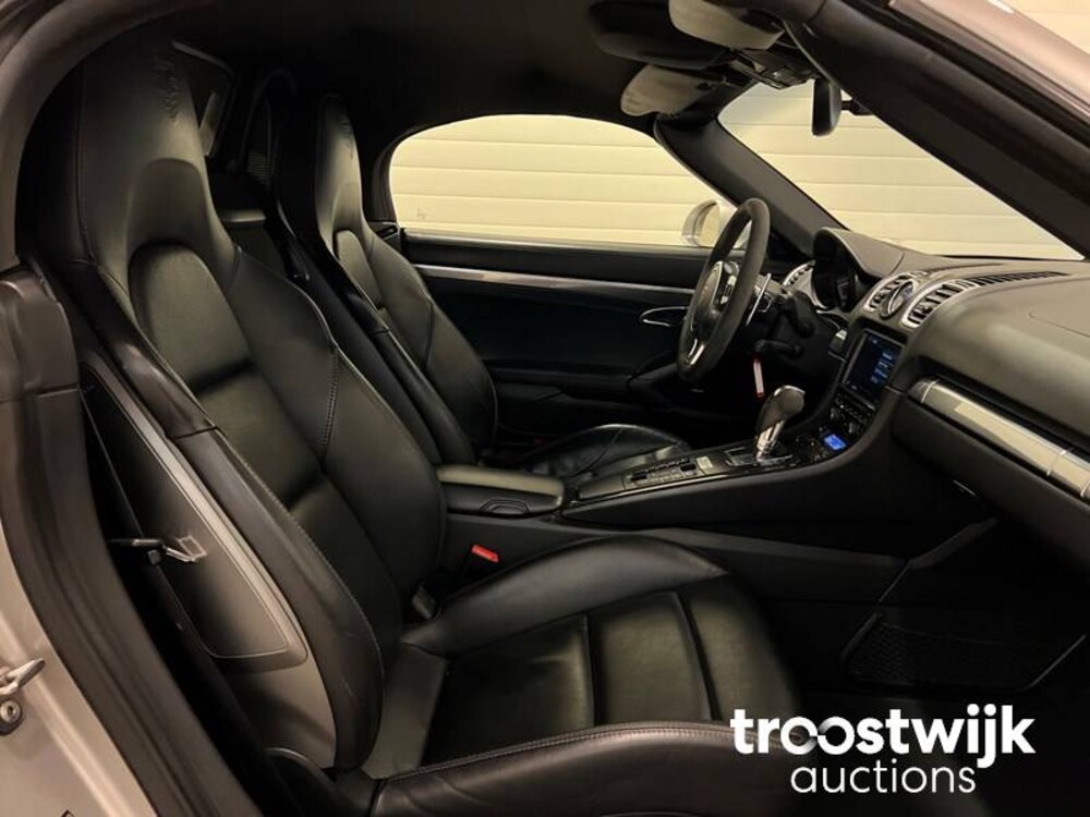 Porsche Boxster S 3.4 PDK Car