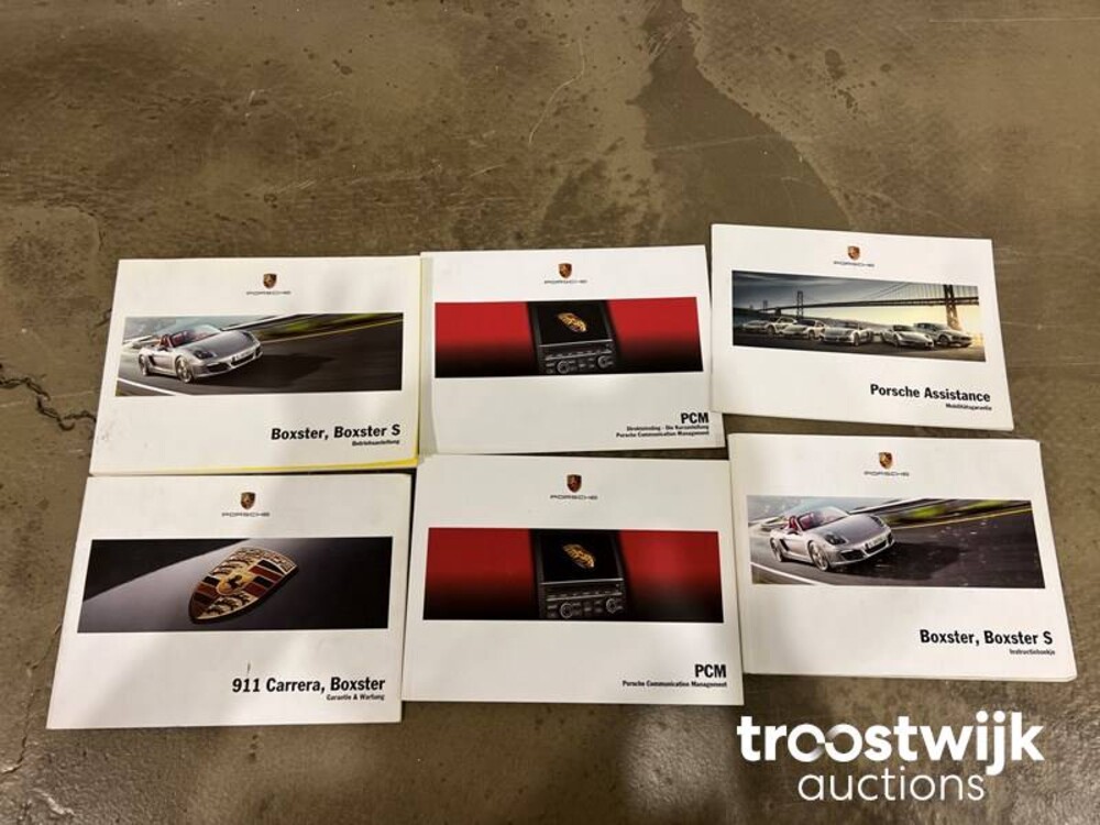 Porsche Boxster S 3.4 PDK Car