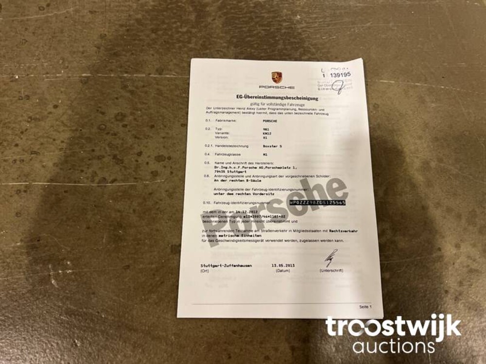 Porsche Boxster S 3.4 PDK Car