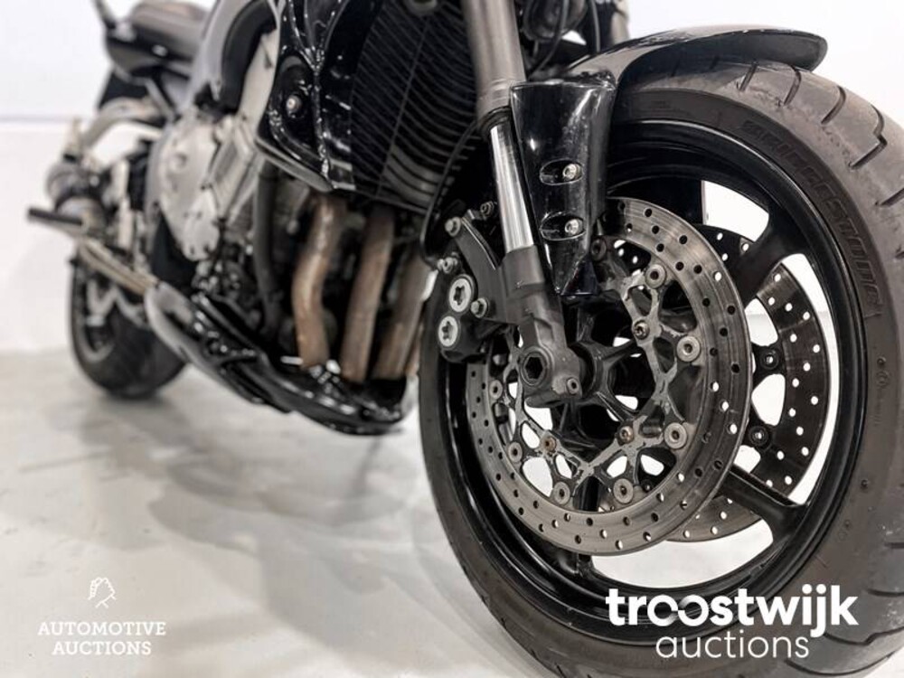 Yamaha Tour FZ1 Fazer Motorcycle