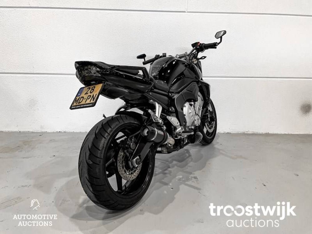 Yamaha Tour FZ1 Fazer Motorcycle