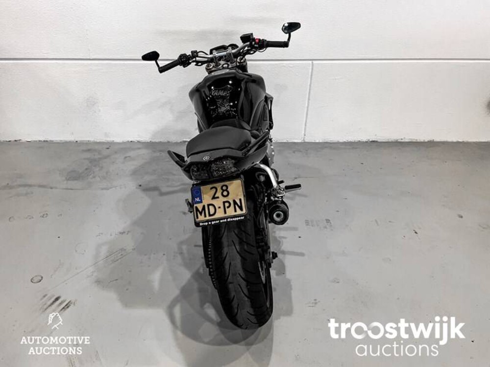 Yamaha Tour FZ1 Fazer Motorcycle