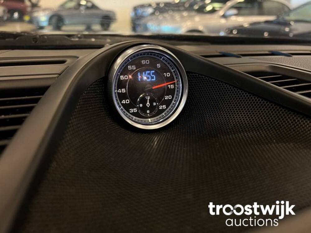 Porsche Panamera 3.6 Platinum Edition Car