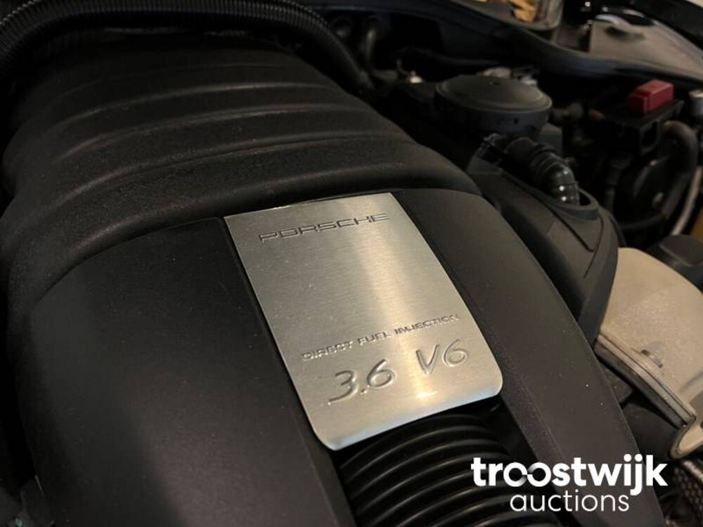 Porsche Panamera 3.6 Platinum Edition Car