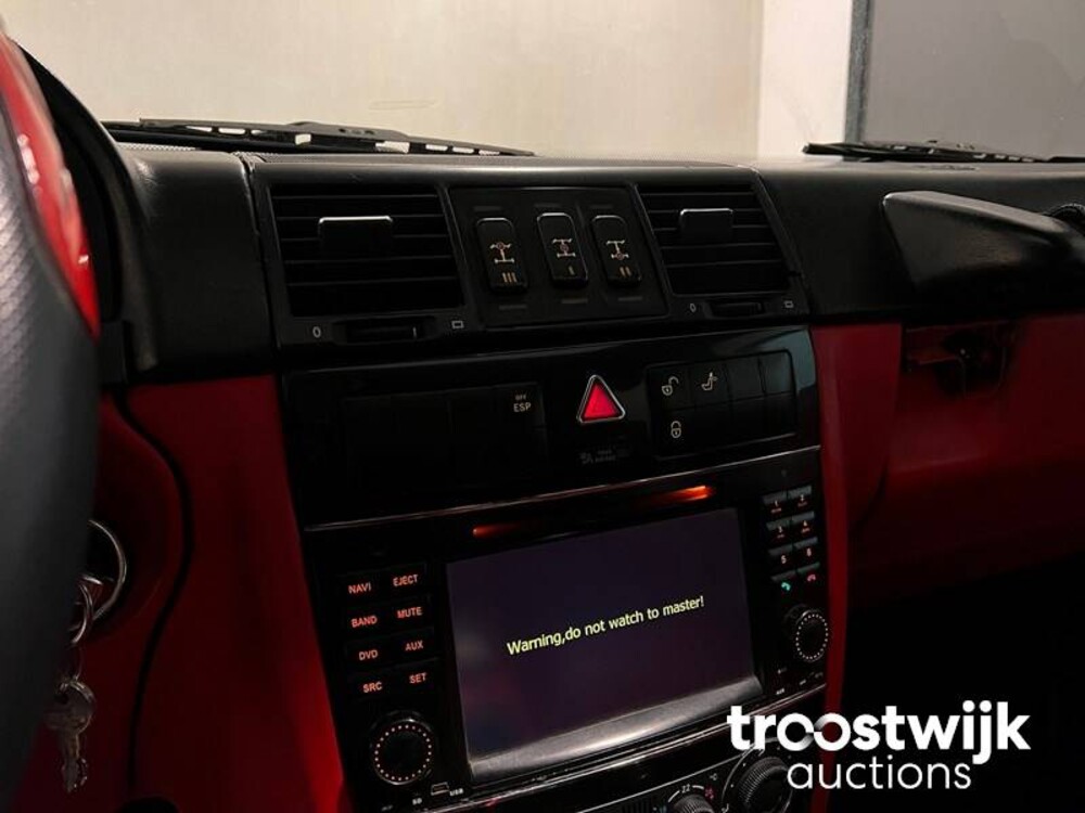 Mercedes-Benz G500 V8 Biturbo Car