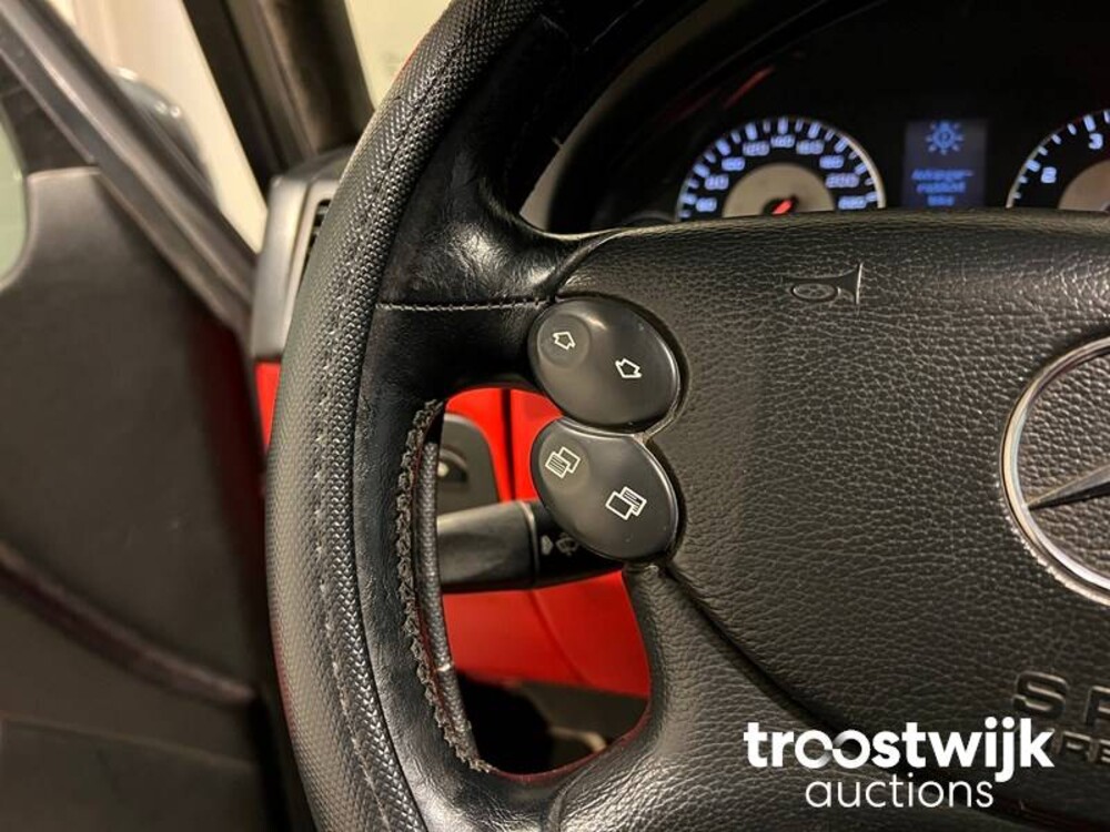 Mercedes-Benz G500 V8 Biturbo Car