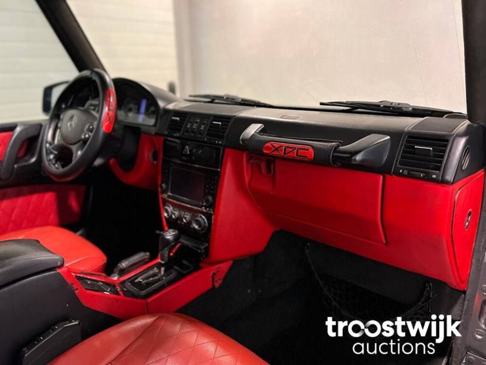 Mercedes-Benz G500 V8 Biturbo Car