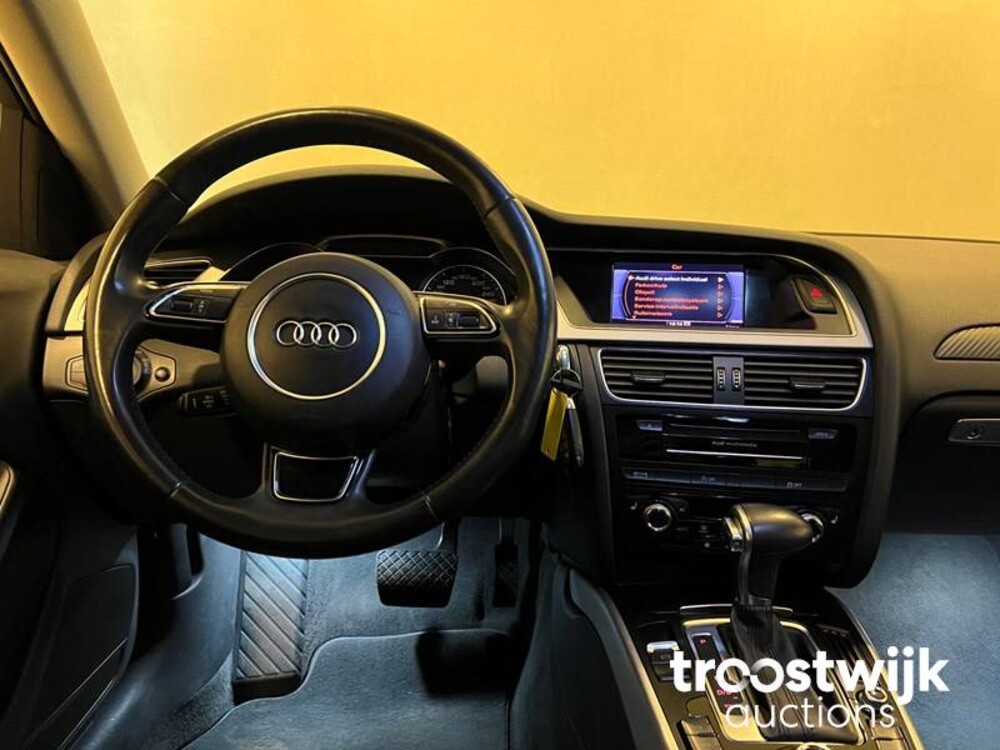 Audi A4 Avant 1.8 TFSI Business Edition Car
