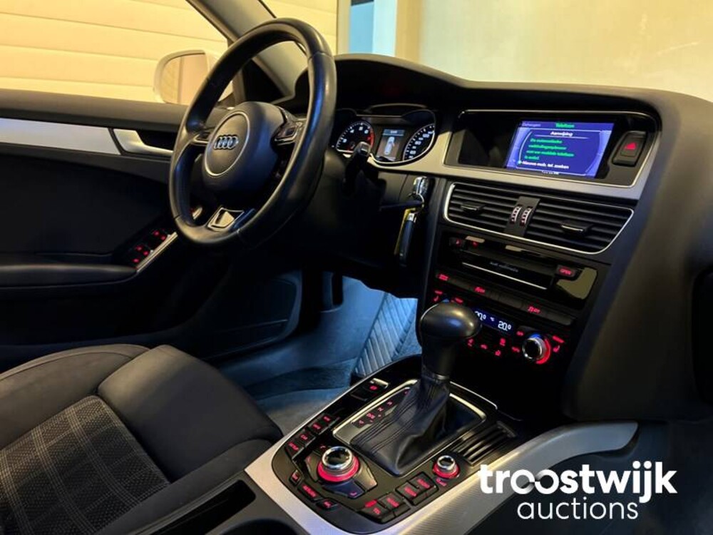 Audi A4 Avant 1.8 TFSI Business Edition Car