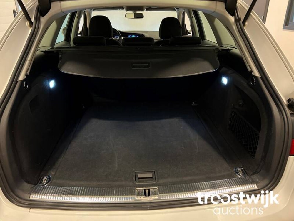 Audi A4 Avant 1.8 TFSI Business Edition Car