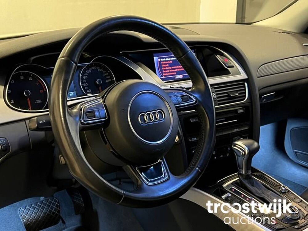 Audi A4 Avant 1.8 TFSI Business Edition Car