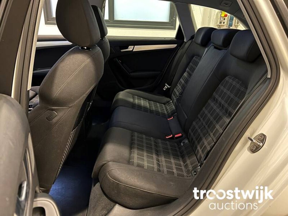 Audi A4 Avant 1.8 TFSI Business Edition Car