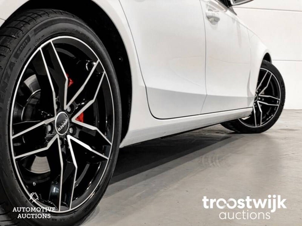 Audi A4 Avant 1.8 TFSI Business Edition Car