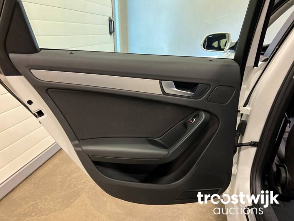 Audi A4 Avant 1.8 TFSI Business Edition Car