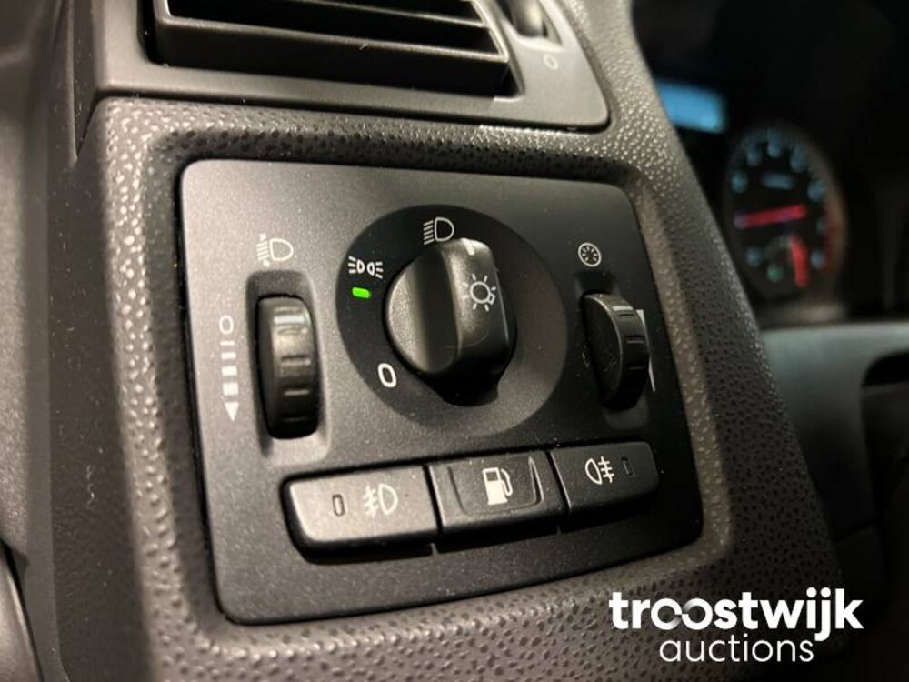 Volvo V50 2.4 Momentum Car