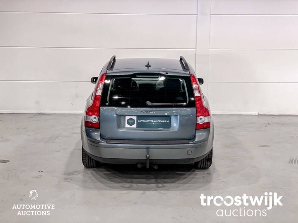 Volvo V50 2.4 Momentum Car