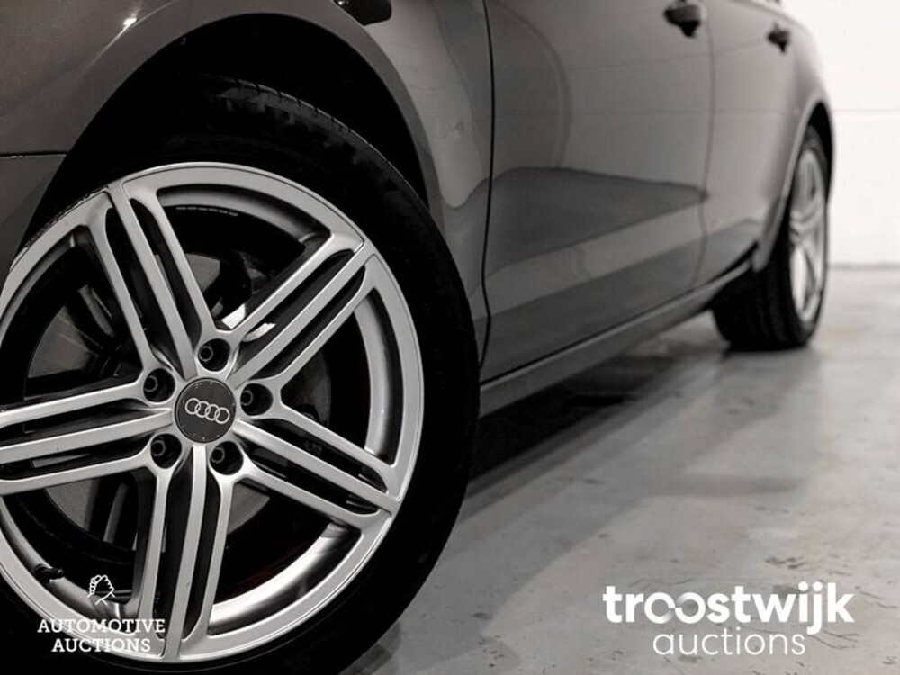 Audi A6 Avant 2.0 TFSI Business Edition Car