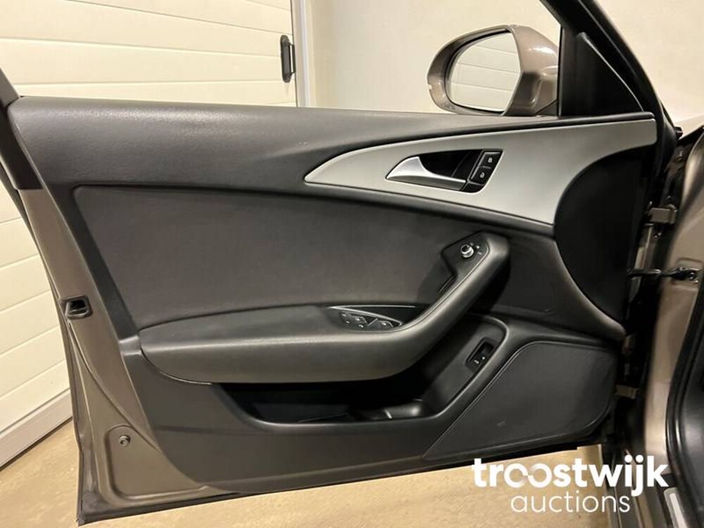 Audi A6 Avant 2.0 TFSI Business Edition Car